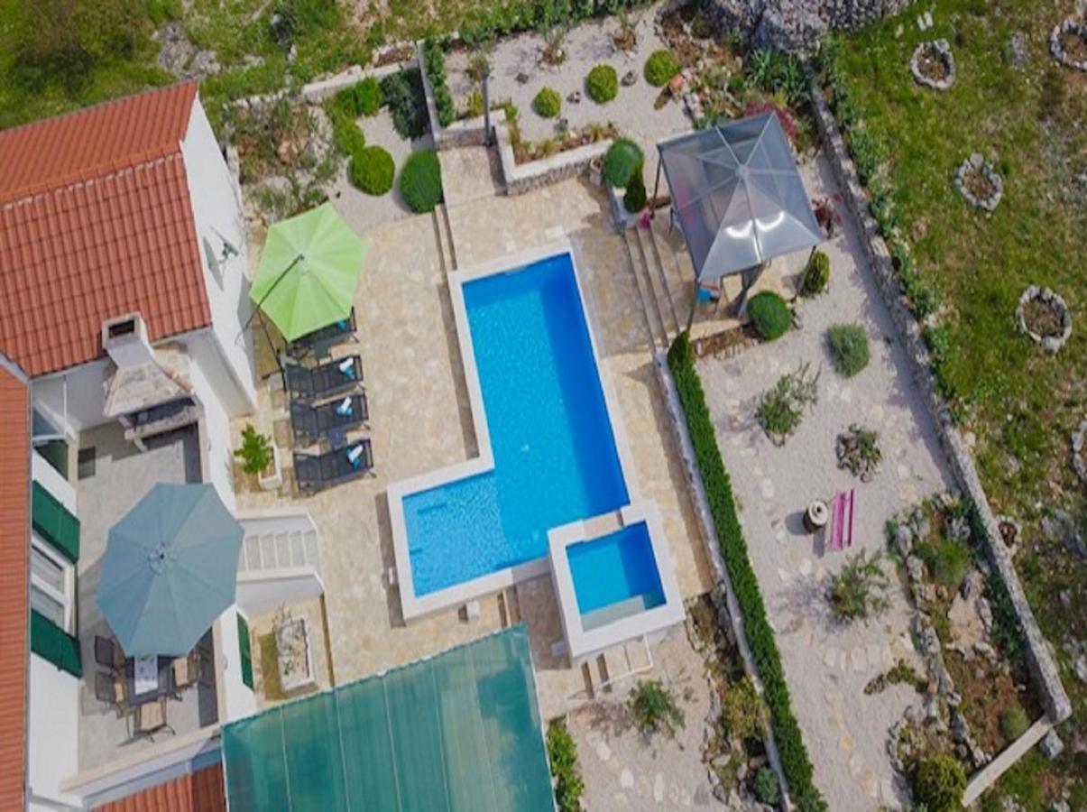 Holiday Home Ela Dračevica 외부 사진