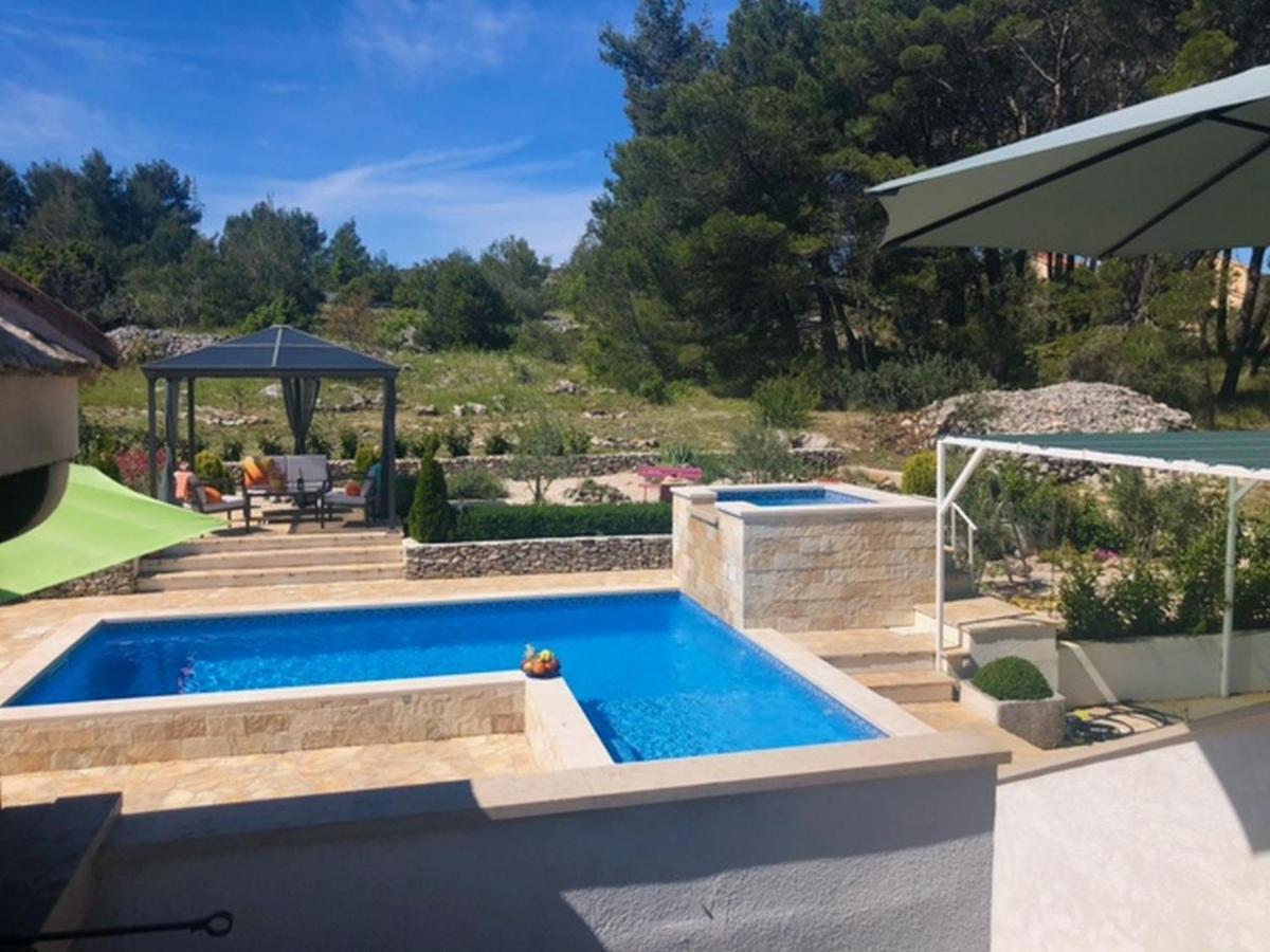 Holiday Home Ela Dračevica 외부 사진