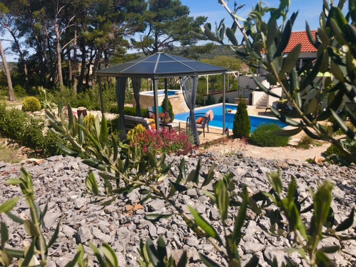 Holiday Home Ela Dračevica 외부 사진